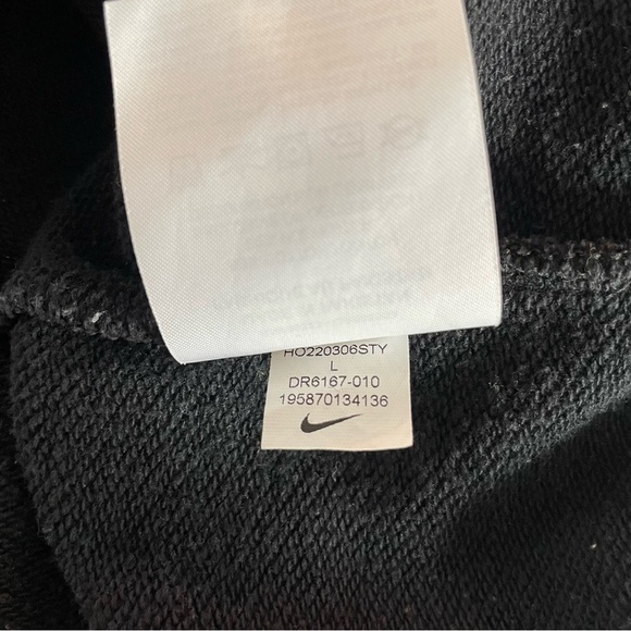 Nike Sportswear Crewneck Sweatshirt 'Essential' in Black Size Large 20589 - Picture 7 of 8